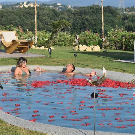 Bed and Breakfast Essenziale Castell'Anselmo Экстерьер фото