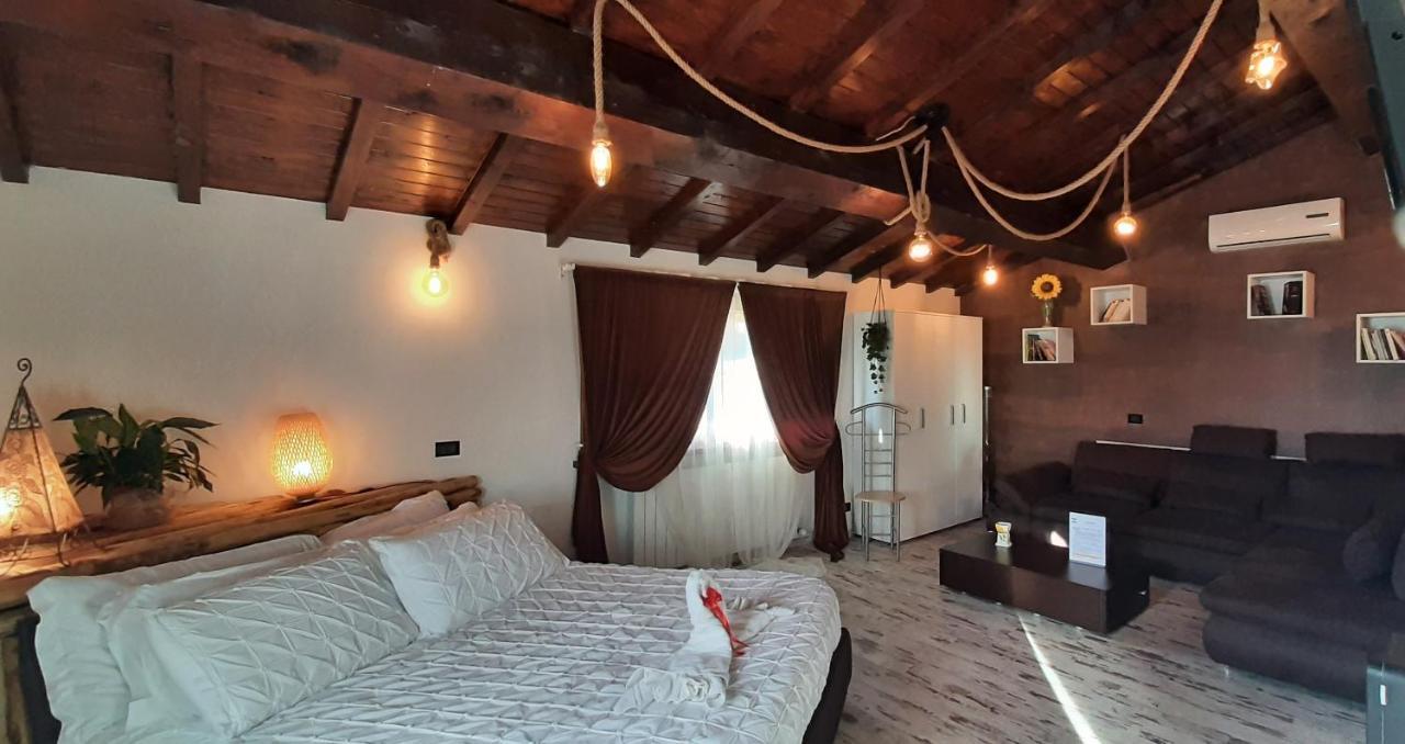 Bed and Breakfast Essenziale Castell'Anselmo Экстерьер фото